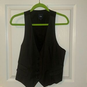 Vest size medium